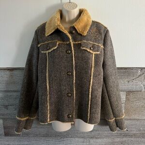 Montanaco Butte, Montana wool blend coat size Large